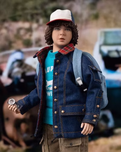 Stranger Things Dustin Henderson 1/6 Scale Collectible Figure