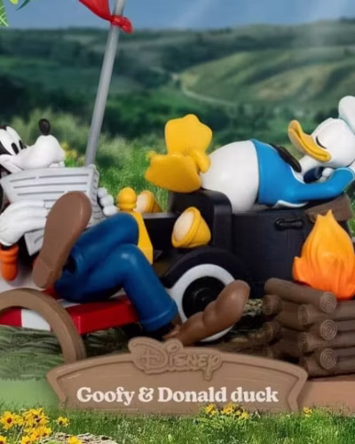 Disney Campsite Series D-Stage DS-145 Goofy & Donald Duck