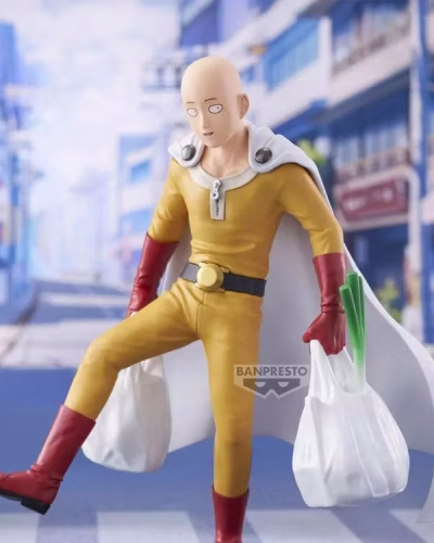 One-Punch Man One Punch Life Saitama Figure