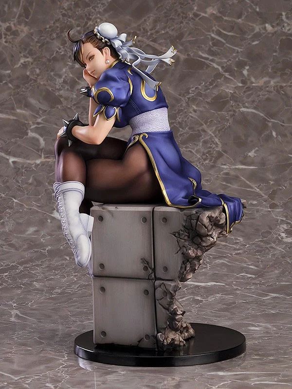 Street Fighter: Chun-Li (Figure) - Image 17
