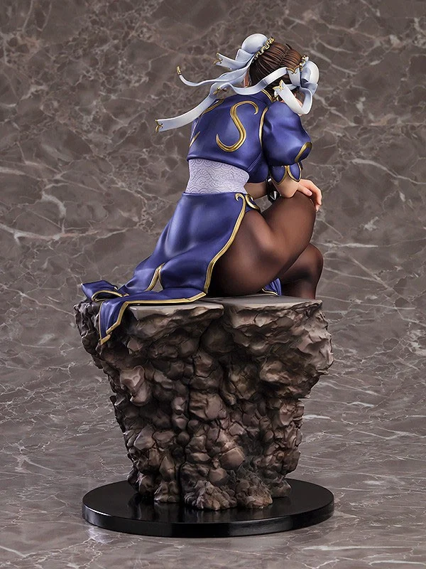 Street Fighter: Chun-Li (Figure) - Image 16
