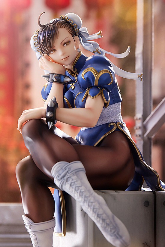 Street Fighter: Chun-Li (Figure) - Image 5