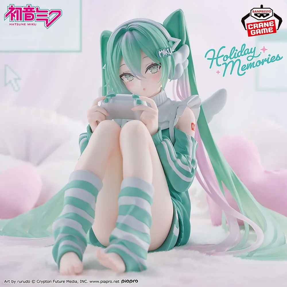 Hatsune Miku Holiday Memories Figure Game 13 cm
