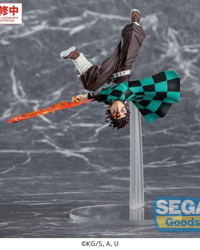 Demon Slayer: Kimetsu no Yaiba Luminasta Figure Tanjiro Kamado Hinokami Kagura Setting Sun Transformation 15 cm