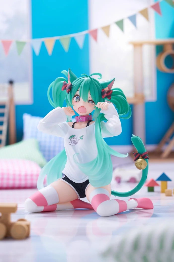 Hatsune Miku PVC Statue Desktop Cute Figure - Hatsune Miku Cat Ear T-Shirt Ver.