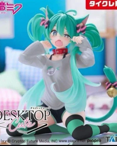 Hatsune Miku Desktop Cute Figure with Cat Ears t shirt ver. TAITO Limited