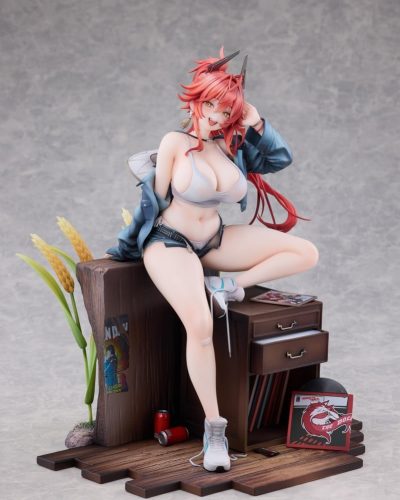 Goddess of Victory: Nikke Red Hood: Retro Days (Figure)