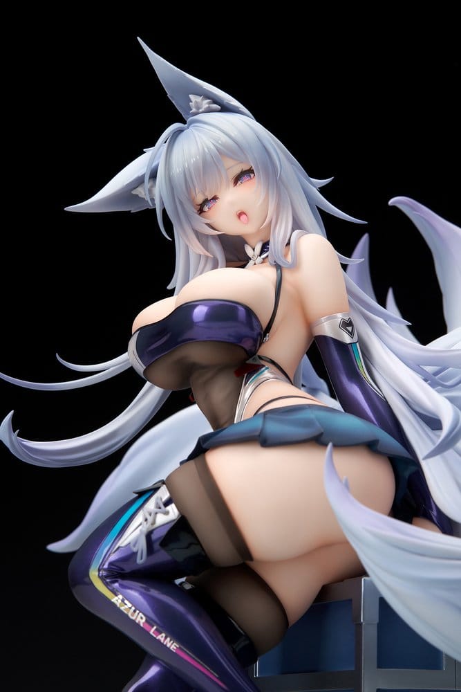 Azur Lane PVC Figure 1/7 Shinano Moonlit Chrome Ver. Acrylic Special Edition w/Display 25 cm - Image 4