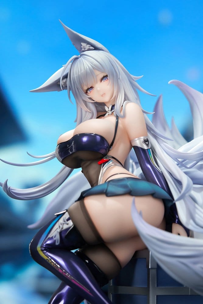Azur Lane PVC Figure 1/7 Shinano Moonlit Chrome Ver. Acrylic Special Edition w/Display 25 cm - Image 11