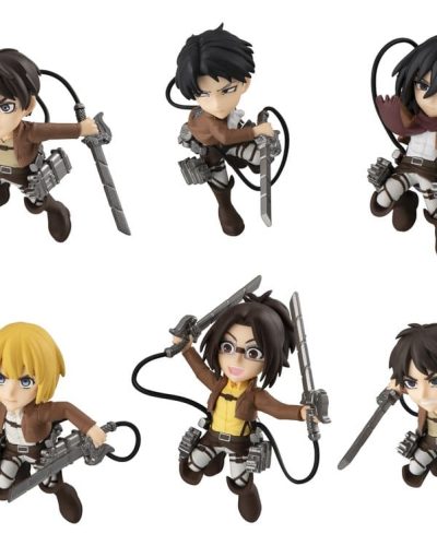 Attack on Titan Tobimas Mini Figures Blind Box Assortment (6)